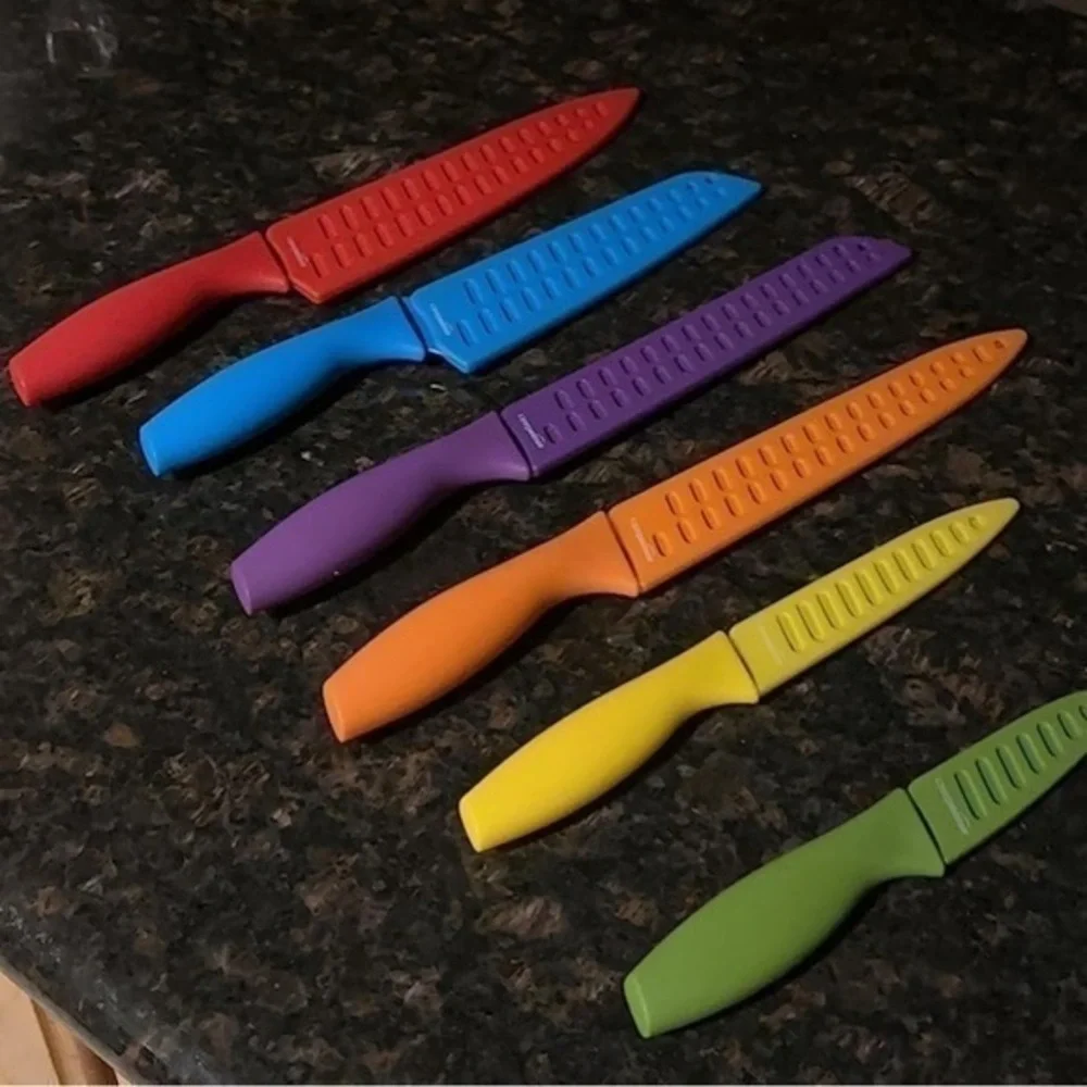 12-piece color-coded knife set